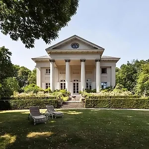 4* Bed & Breakfast Leyselebeke Castle