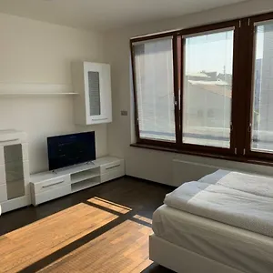 Nad Vltavou Appartement Praag
